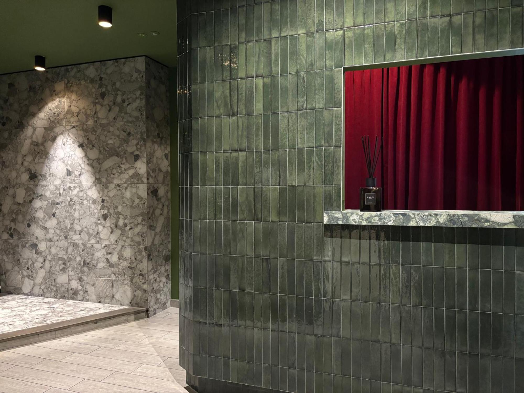 Av Hotel Milano — Foto 2